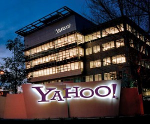 nov04_IT-Logo-Yahoo-logo
